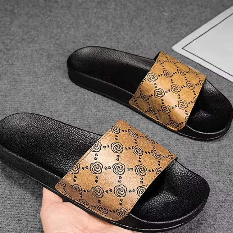 Chinelo de couro de designer