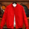 Jaqueta Luxuosa Estilo Bomber com Couro Real e Estampa Relevo