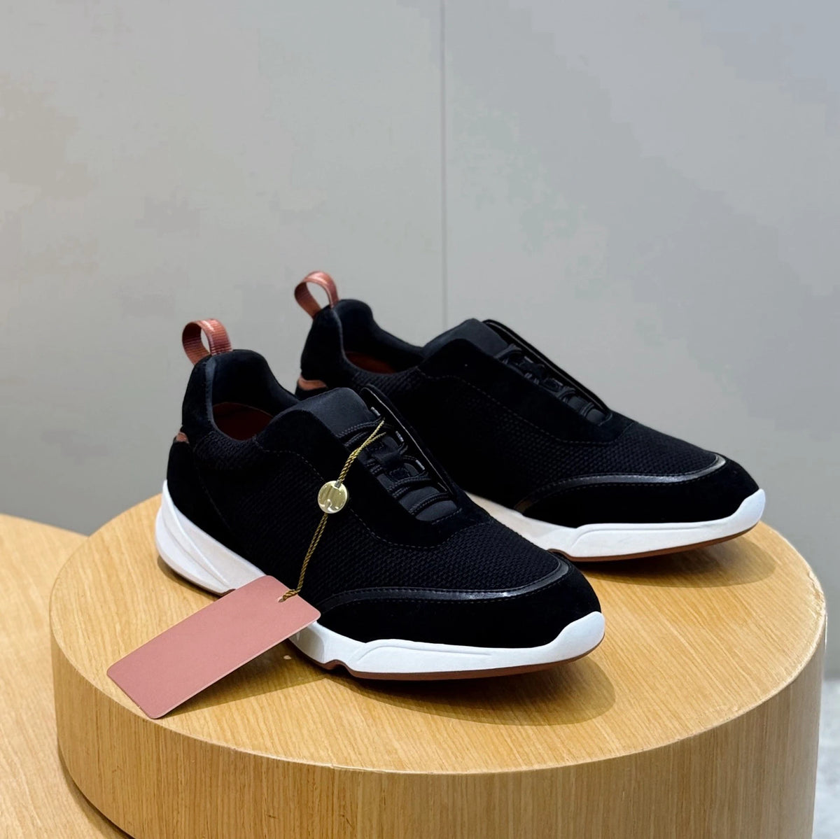 YUNO 330M-30 Italiana Casual