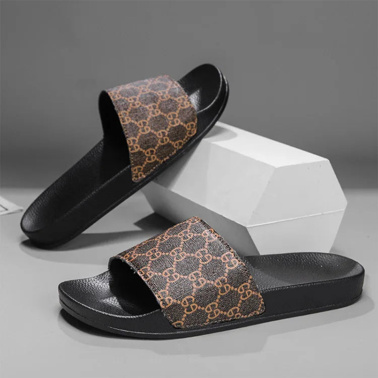 Chinelo de couro de designer