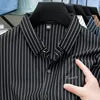 Camiseta Masculina de Verão