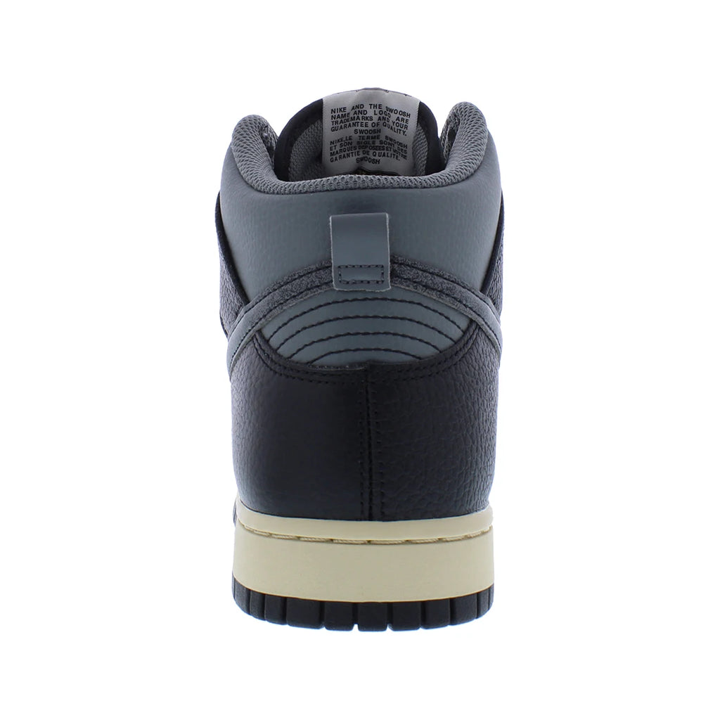 NIKE DUNK