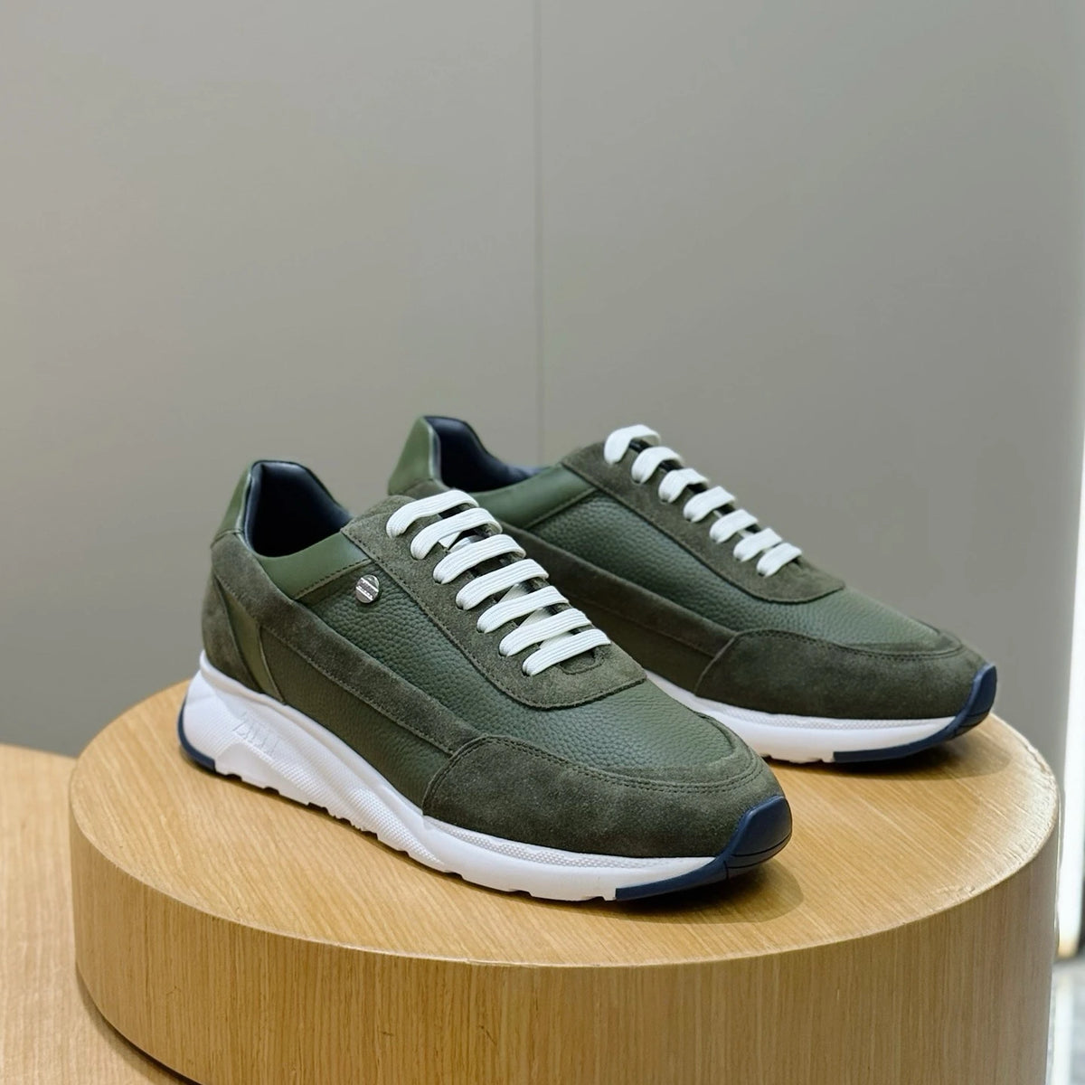 YUNO 500M-Y8 Napolitana Casual