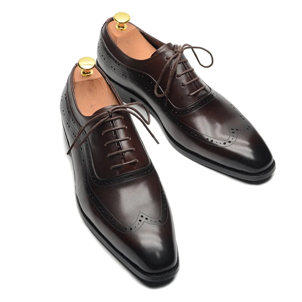 Sapatos de couro genuíno brogue marrom escuro