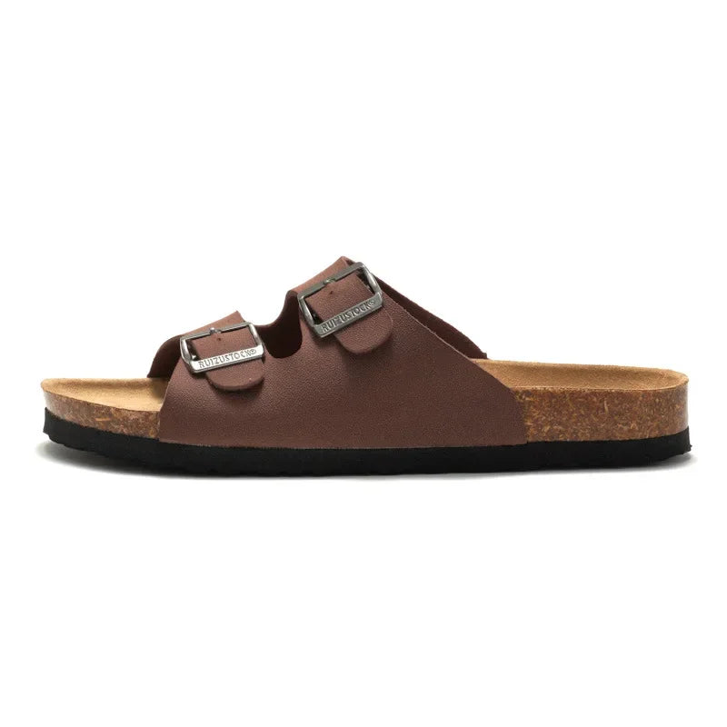 Chinelo de couro com fivela