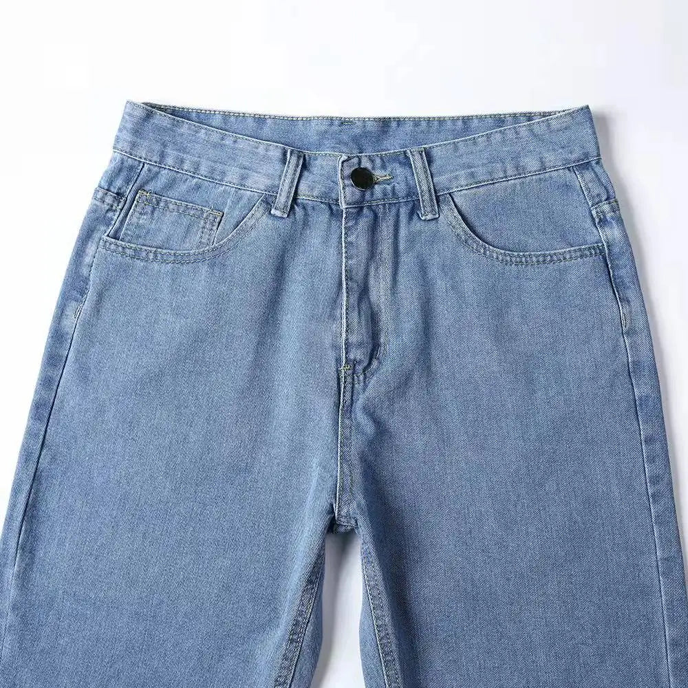 Calça Jeans em linha reta estiramento clássico