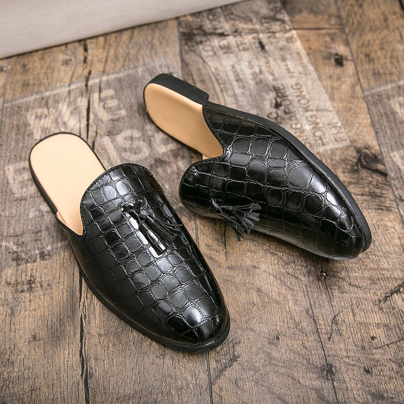 Chinelos Casuais de Couro Estilo Mocassins