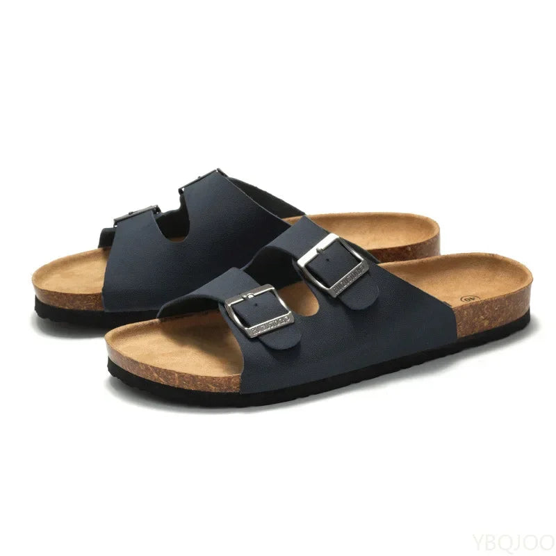 Chinelo de couro com fivela