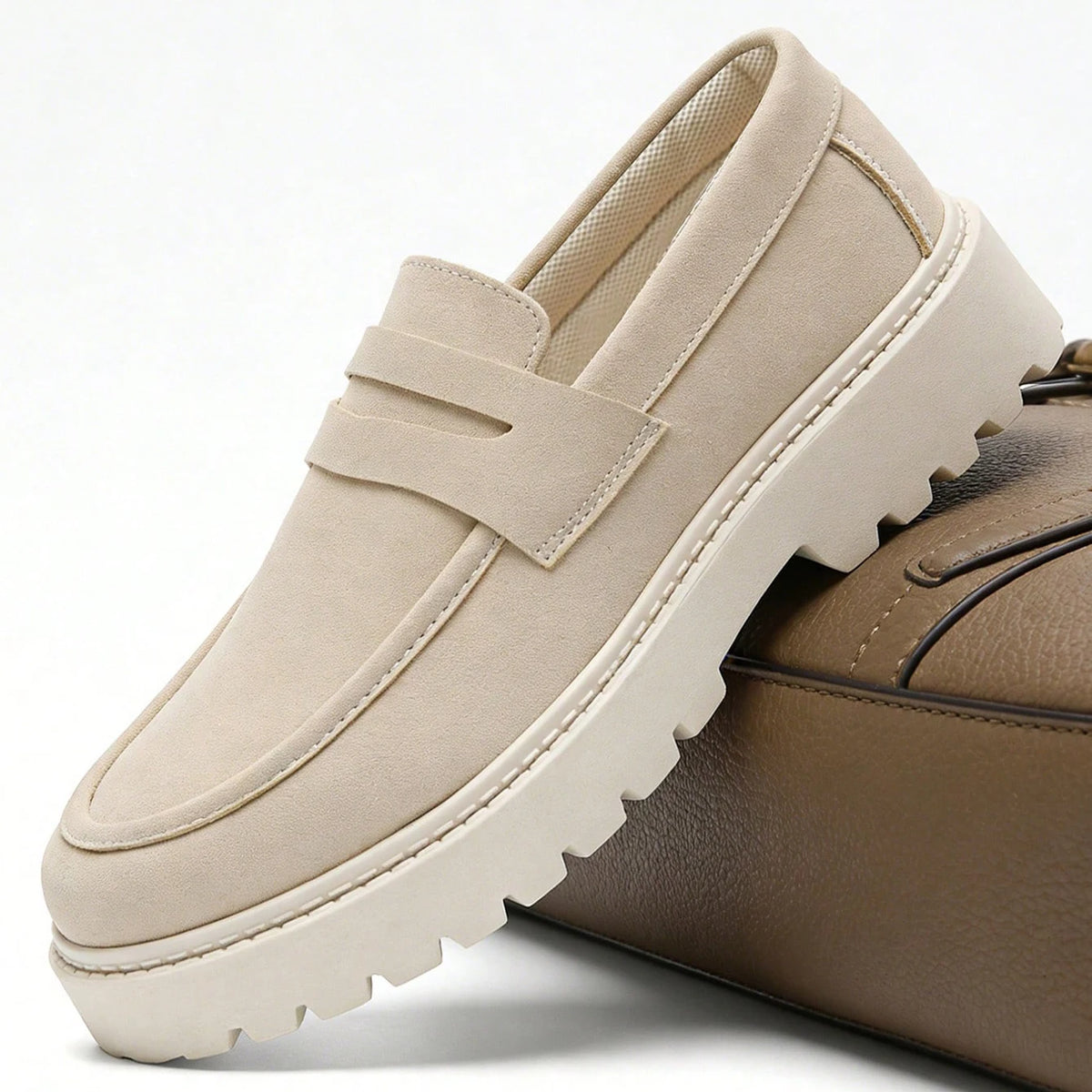 Mocassins Slip-On de Couro Suede