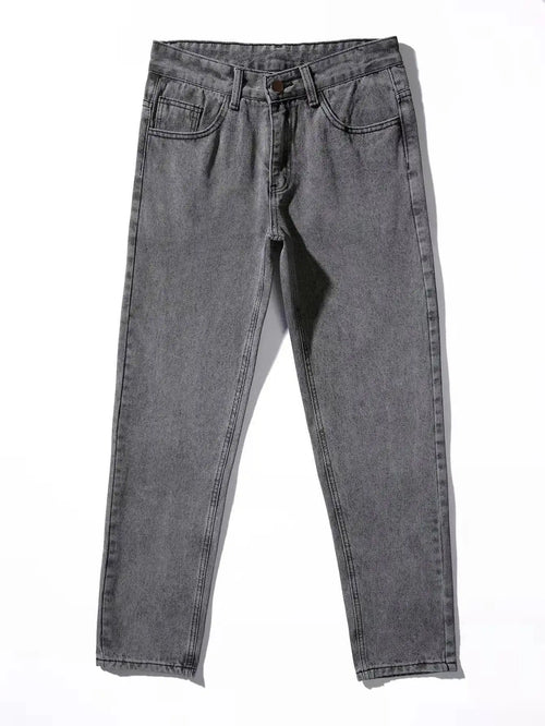Calça Jeans em linha reta estiramento clássico